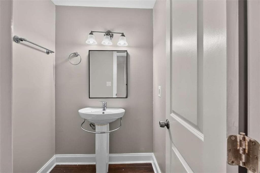 3 bedroom, 3 bathroom, 1,431 sq ft condominium for sale at 125 Governors Drive, Forest Park, GA 30297 — photo 4