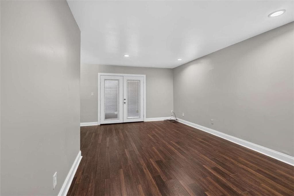 3 bedroom, 3 bathroom, 1,431 sq ft condominium for sale at 125 Governors Drive, Forest Park, GA 30297 — photo 5