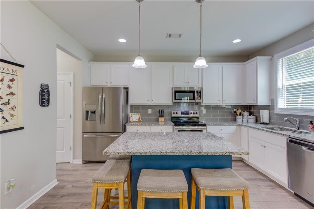 4 bedroom, 3 bathroom, 2,600 sq ft single family residence for sale at 480 White Trillium Drive, Hoschton, GA 30548 — photo 10