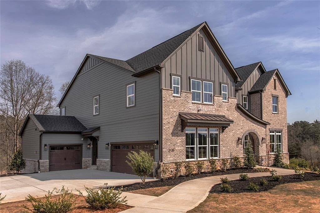 5 bedroom, 5 bathroom, 3,961 sq ft single family residence for sale at 2042 Dave's Creek Road, Cumming, GA 30041 — photo 3