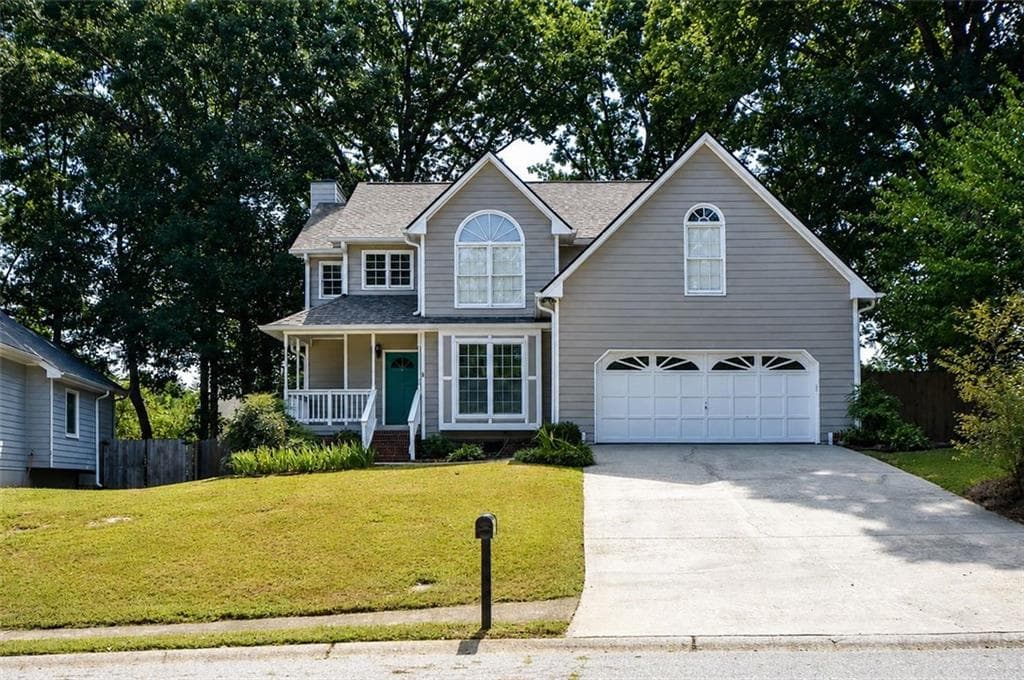 4 bedroom, 3 bathroom, 2,120 sq ft single family residence for sale at 136 Springcrest Trail, Lawrenceville, GA 30046 — photo 2