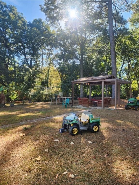 3 bedroom, 2 bathroom, 1,400 sq ft single family residence for sale at 3969 W Hilda Circle, Decatur, GA 30035 — photo 6