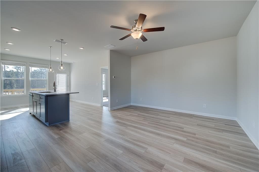 4 bedroom, 4 bathroom, 2,400 sq ft single family residence for sale at 62 Cedar Drive, Fairburn, GA 30213 — photo 6