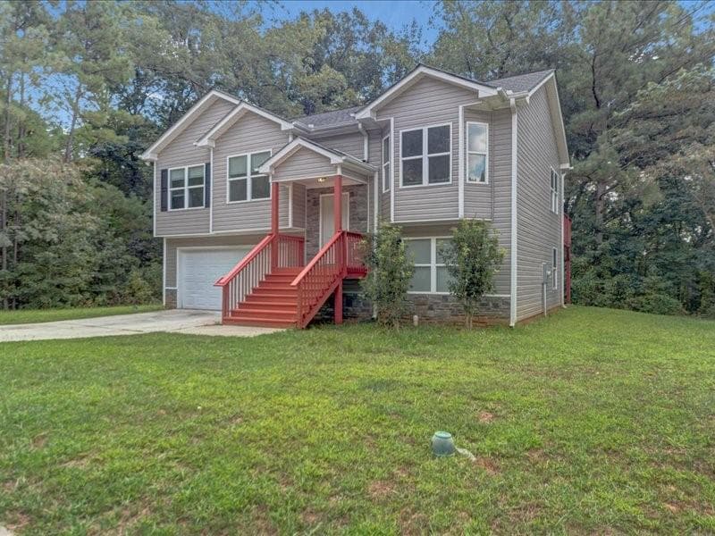 5 bedroom, 3 bathroom, 1,698 sq ft single family residence under contract at 570 Bethany Court, Athens, GA 30606 — photo 3