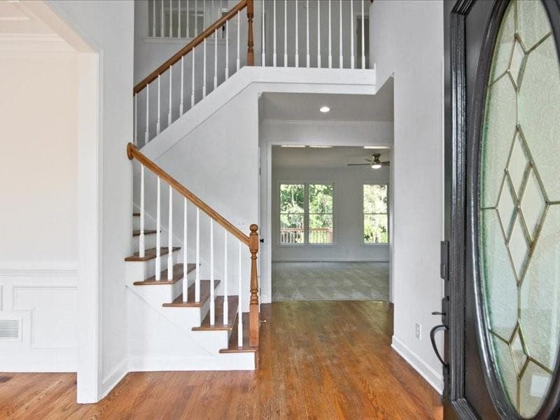 5 bedroom, 4 bathroom, 2,643 sq ft single family residence for sale at 2265 Amberbrook Lane, Grayson, GA 30017 — photo 4