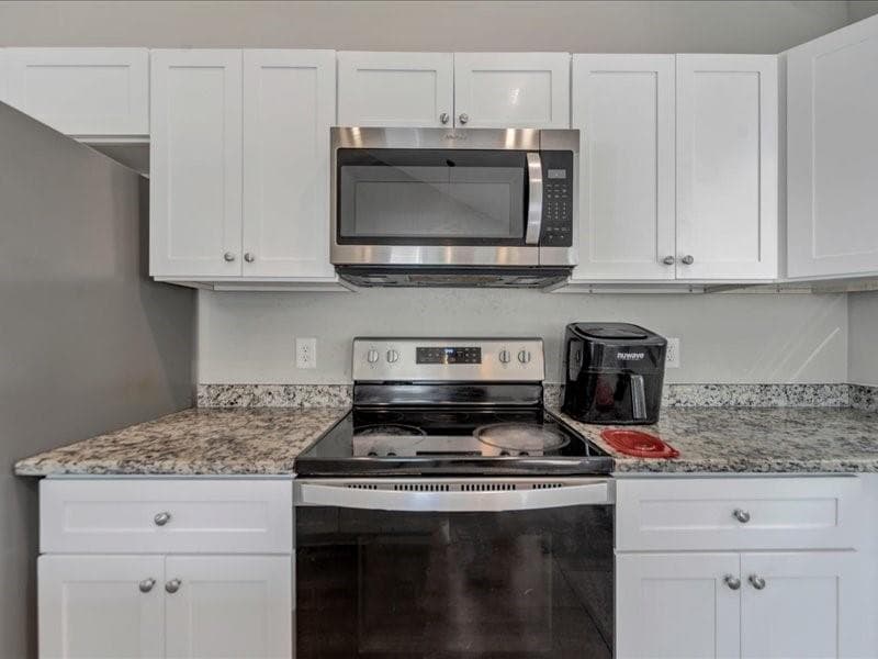 5 bedroom, 3 bathroom, 1,698 sq ft single family residence under contract at 570 Bethany Court, Athens, GA 30606 — photo 10