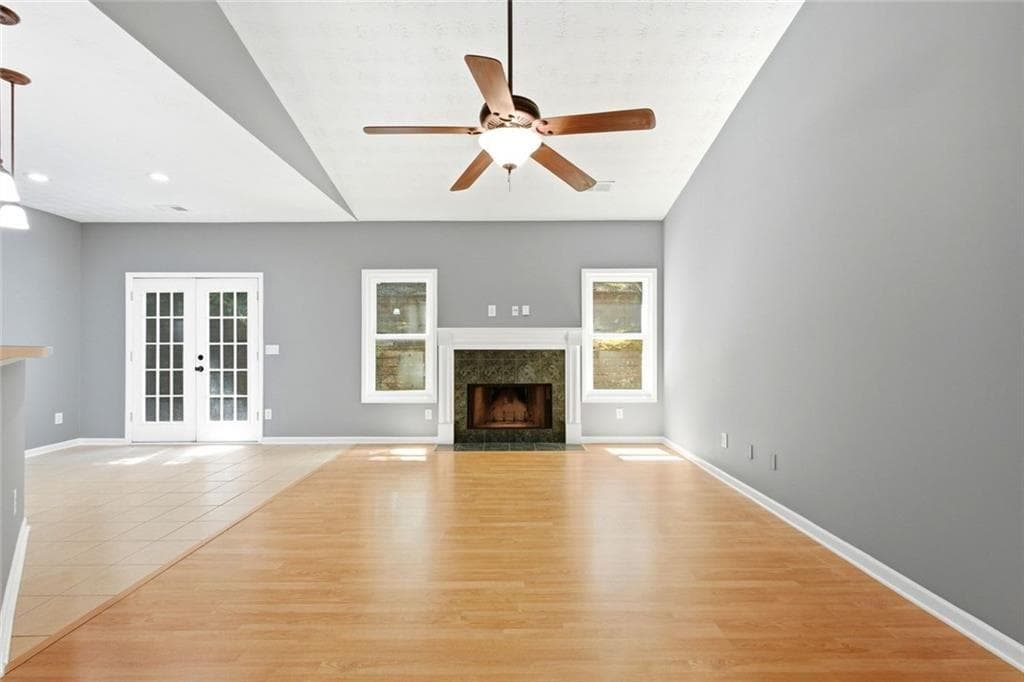 3 bedroom, 2 bathroom, 1,397 sq ft single family residence under contract at 5823 N Cove Road, Gainesville, GA 30504 — photo 7