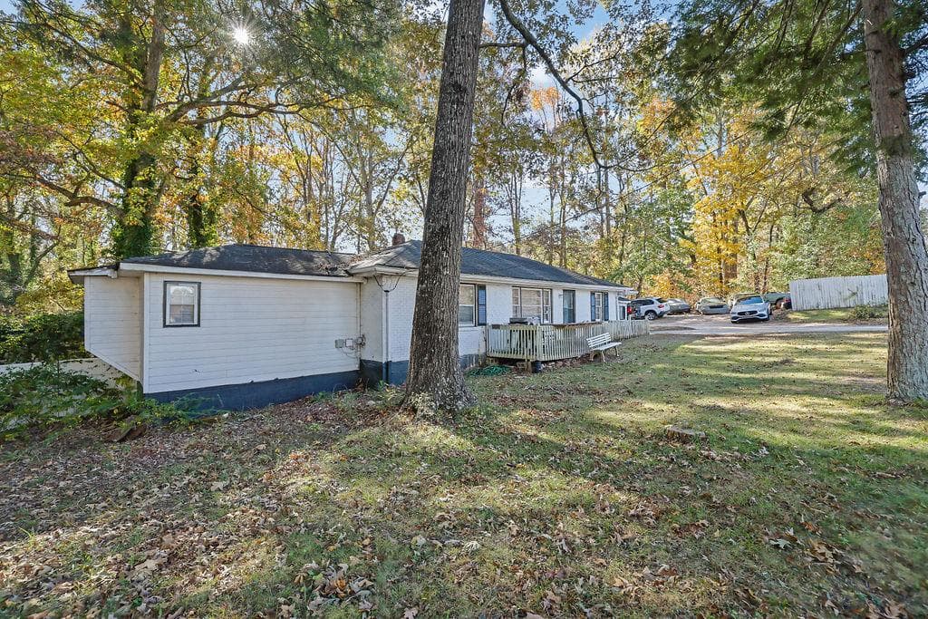 3 bedroom, 3 bathroom, 1,787 sq ft single family residence for sale at 804 ROWLAND Road, Stone Mountain, GA 30083 — photo 6