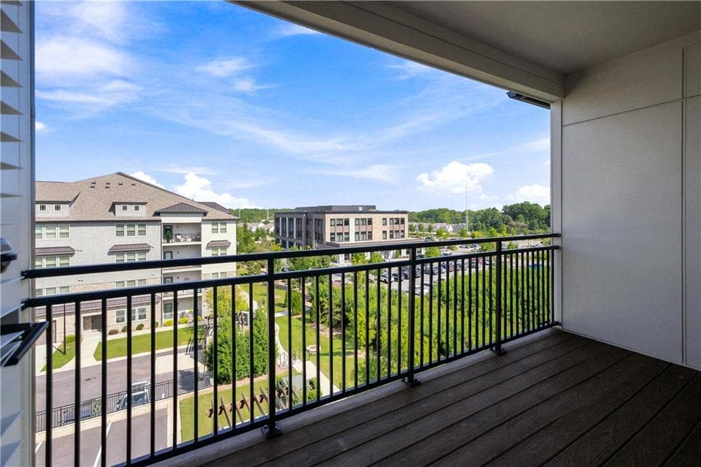 3 bedroom, 2 bathroom, 1,896 sq ft condominium for sale at 3351 Orwell Way 2406, Cumming, GA 30041 — photo 10