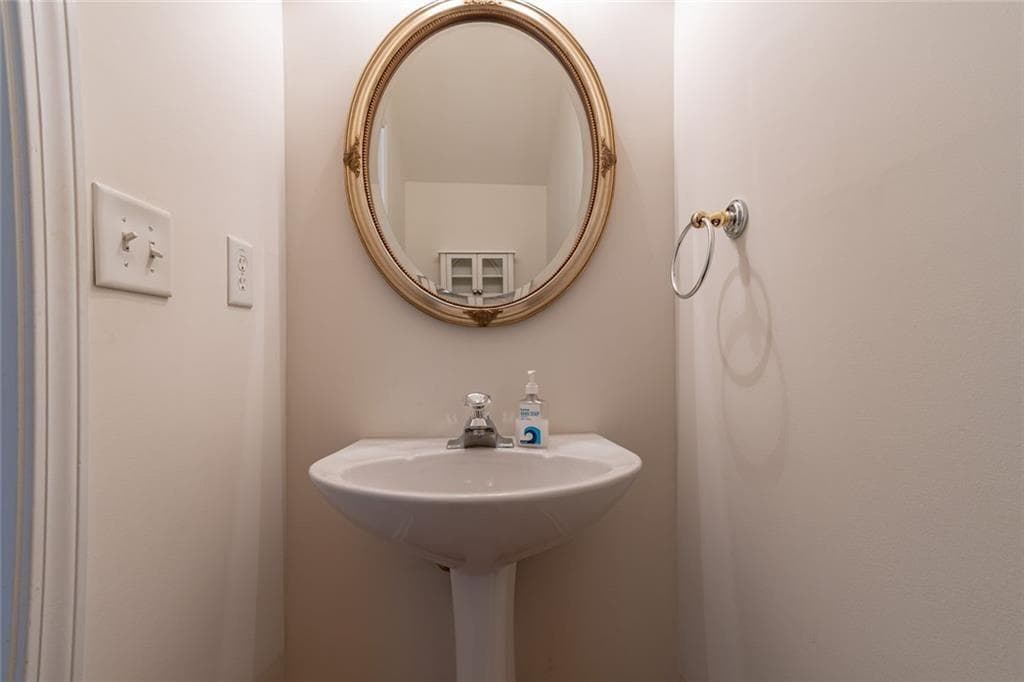3 bedroom, 3 bathroom, 1,696 sq ft townhouse for rent at 4188 Rogers Creek Court, Duluth, GA 30096 for $2,100 a month — photo 10