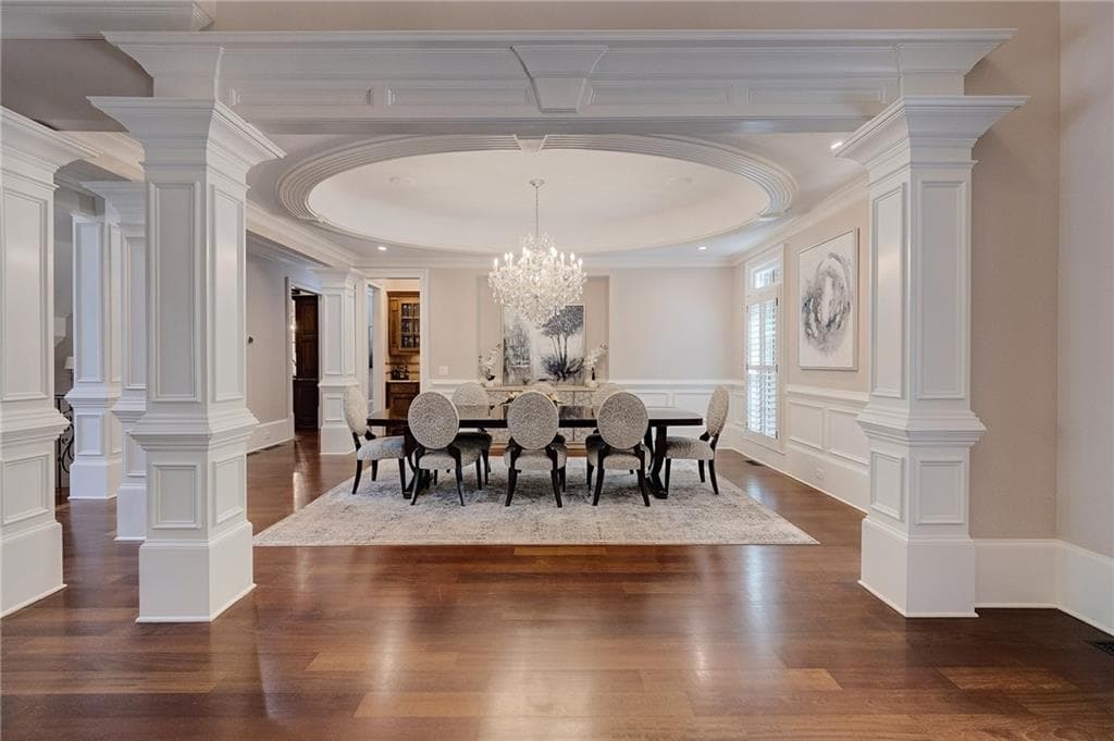 7 bedroom, 11 bathroom, 9,831 sq ft single family residence for sale at 2950 Manor Bridge Drive, Milton, GA 30004 — photo 9