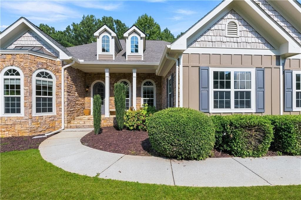 5 bedroom, 5 bathroom, 5,009 sq ft single family residence for sale at 8430 Nolandwood Lane, Villa Rica, GA 30180 — photo 3