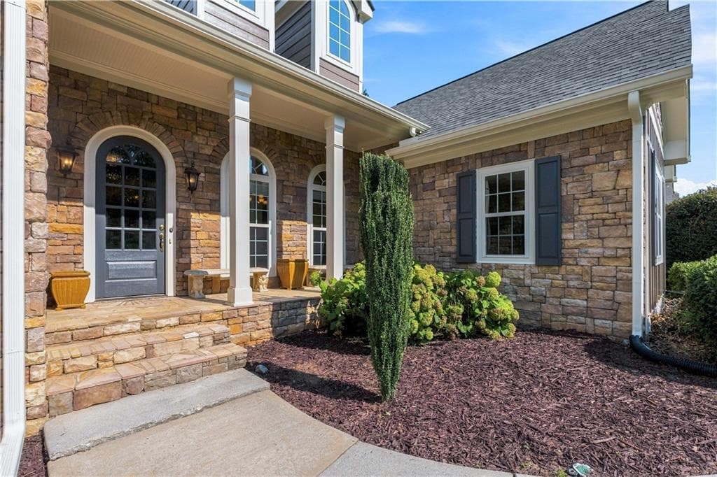 5 bedroom, 5 bathroom, 5,009 sq ft single family residence for sale at 8430 Nolandwood Lane, Villa Rica, GA 30180 — photo 4