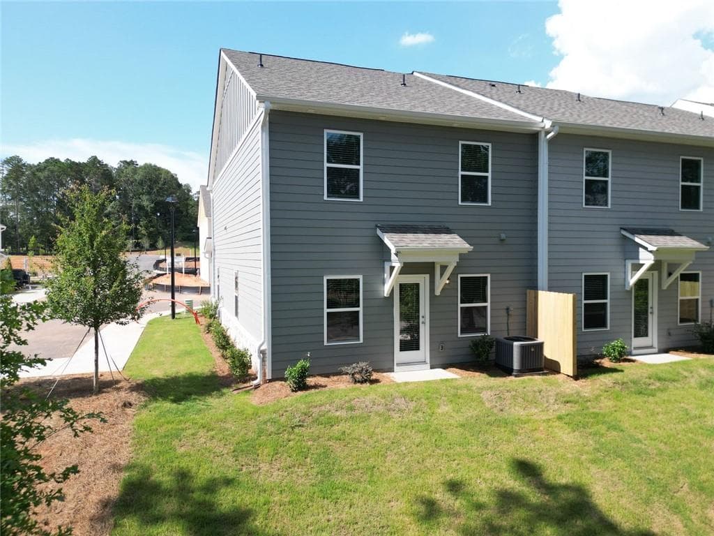 3 bedroom, 3 bathroom, 1,750 sq ft townhouse for rent at 165 Mill Center Boulevard 202, Athens, GA 30606 for $1,995 a month — photo 4
