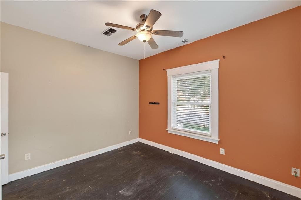 3 bedroom, 2 bathroom, 1,301 sq ft single family residence for sale at 1395 Desoto Avenue, Atlanta, GA 30310 — photo 9