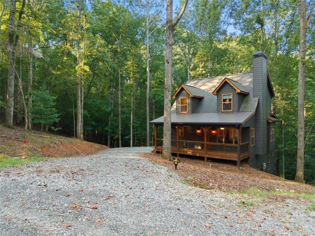 3 bedroom, 3 bathroom, 1,350 sq ft single family residence for sale at 152 Cherry Court, Ellijay, GA 30540 — photo 4
