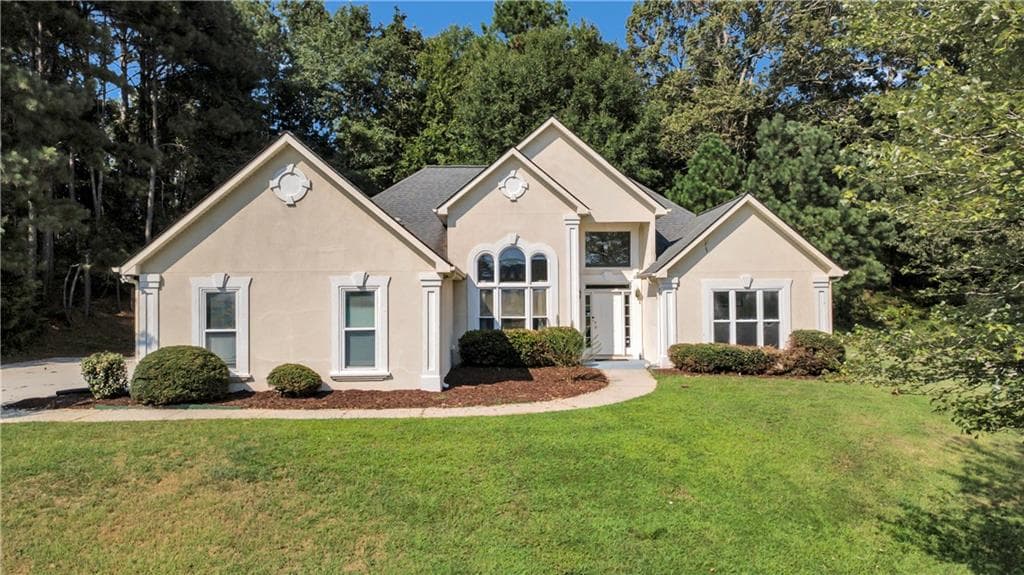5 bedroom, 2 bathroom, 2,117 sq ft single family residence under contract at 2506 Sky Valley Drive, Dacula, GA 30019