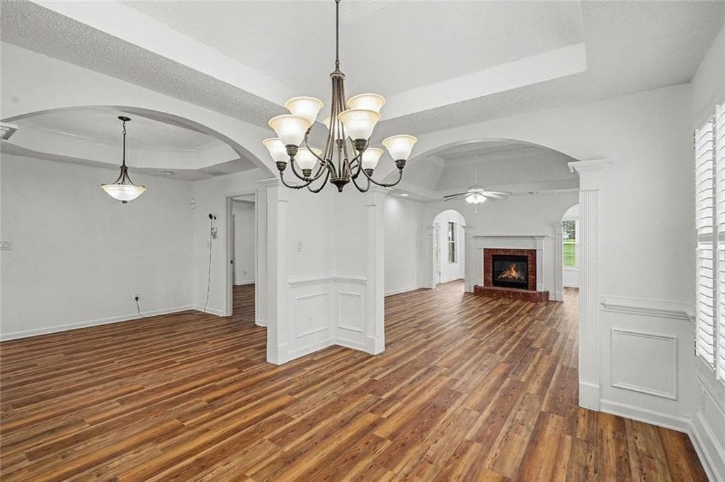 3 bedroom, 2 bathroom, 2,538 sq ft single family residence for sale at 404 Gracious Way, Mcdonough, GA 30253 — photo 4