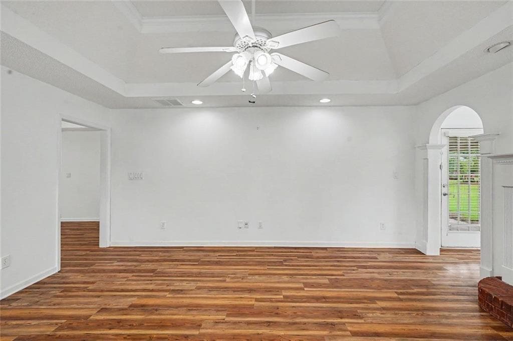 3 bedroom, 2 bathroom, 2,538 sq ft single family residence for sale at 404 Gracious Way, Mcdonough, GA 30253 — photo 10