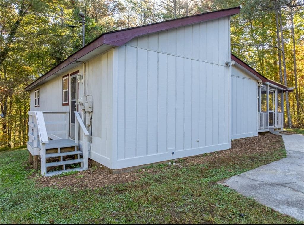 3 bedroom, 1 bathroom, 1,268 sq ft single family residence for sale at 620 Wash Wilson Road, Blue Ridge, GA 30513 — photo 7