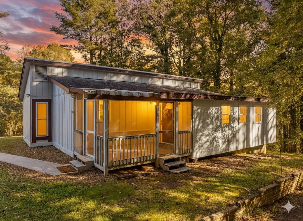 3 bedroom, 1 bathroom, 1,268 sq ft single family residence for sale at 620 Wash Wilson Road, Blue Ridge, GA 30513 — photo 9