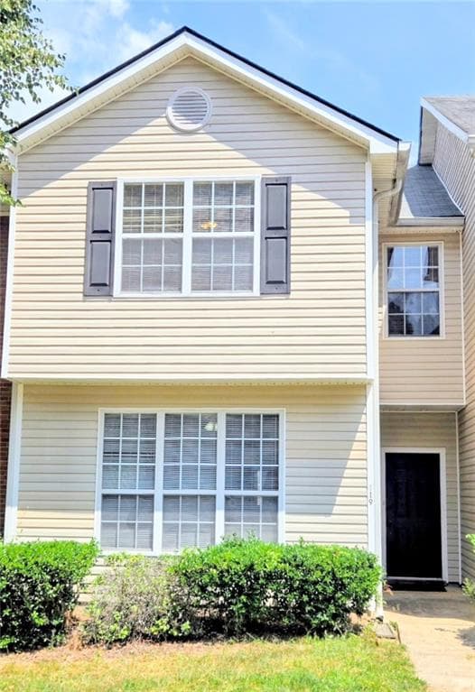 4 bedroom, 3 bathroom, 1,640 sq ft townhouse for rent at 119 Odyssey Turn, Conyers, GA 30012 for $2,050 a month — photo 2