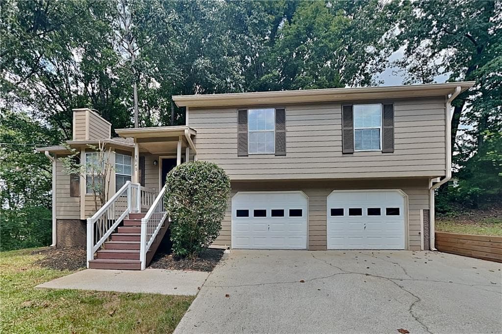 3 bedroom, 2 bathroom, 1,266 sq ft single family residence for rent at 3848 Welham Green Court, Douglasville, GA 30135 for $1,800 a month — photo 1 of 19