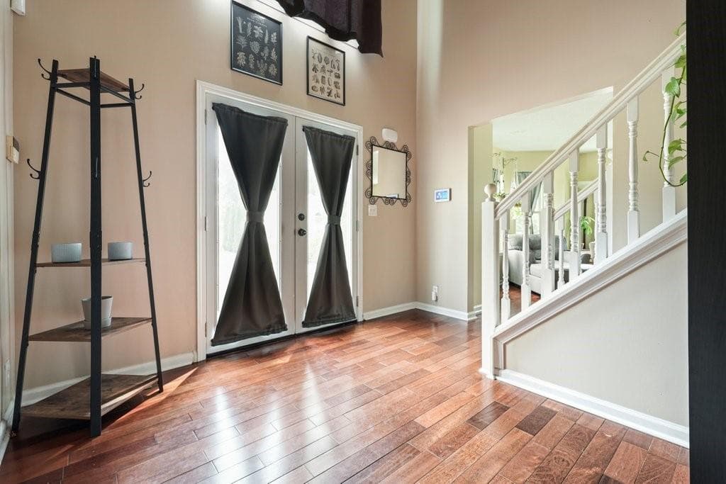 6 bedroom, 4 bathroom, 4,310 sq ft single family residence for sale at 371 Silverleaf Lane, Dallas, GA 30157 — photo 3