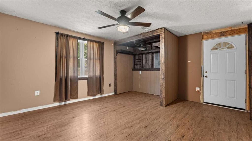 3 bedroom, 2 bathroom, 1,931 sq ft single family residence for sale at 105 Sanders Cemetery Road, Cedartown, GA 30125 — photo 6