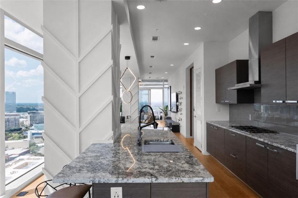 2 bedroom, 3 bathroom, 1,919 sq ft condominium for sale at 45 Ivan Allen Jr Boulevard 2505, Atlanta, GA 30308 — photo 5