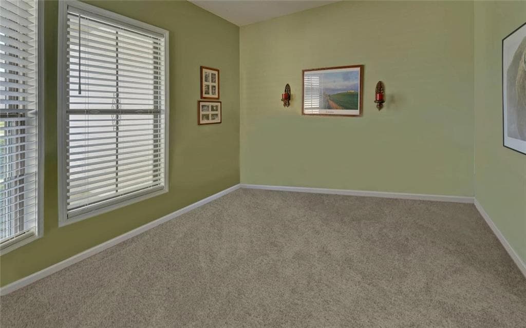 2 bedroom, 2 bathroom, 1,876 sq ft single family residence for sale at 5663 Villa Crest Drive, Hoschton, GA 30548 — photo 6