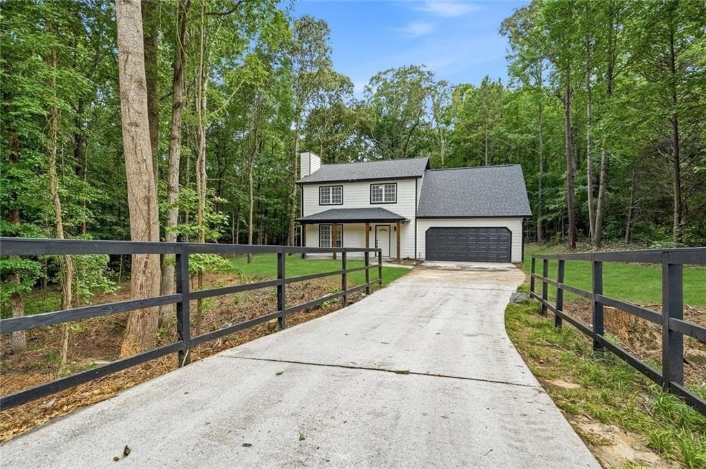 4 bedroom, 3 bathroom, 1,696 sq ft single family residence under contract at 3434 Irvin Drive, Loganville, GA 30052