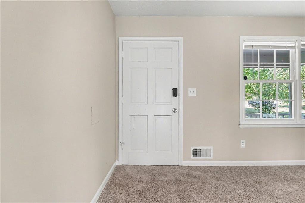 3 bedroom, 2 bathroom, 1,392 sq ft single family residence for sale at 5139 Presley Drive, Flowery Branch, GA 30542 — photo 8