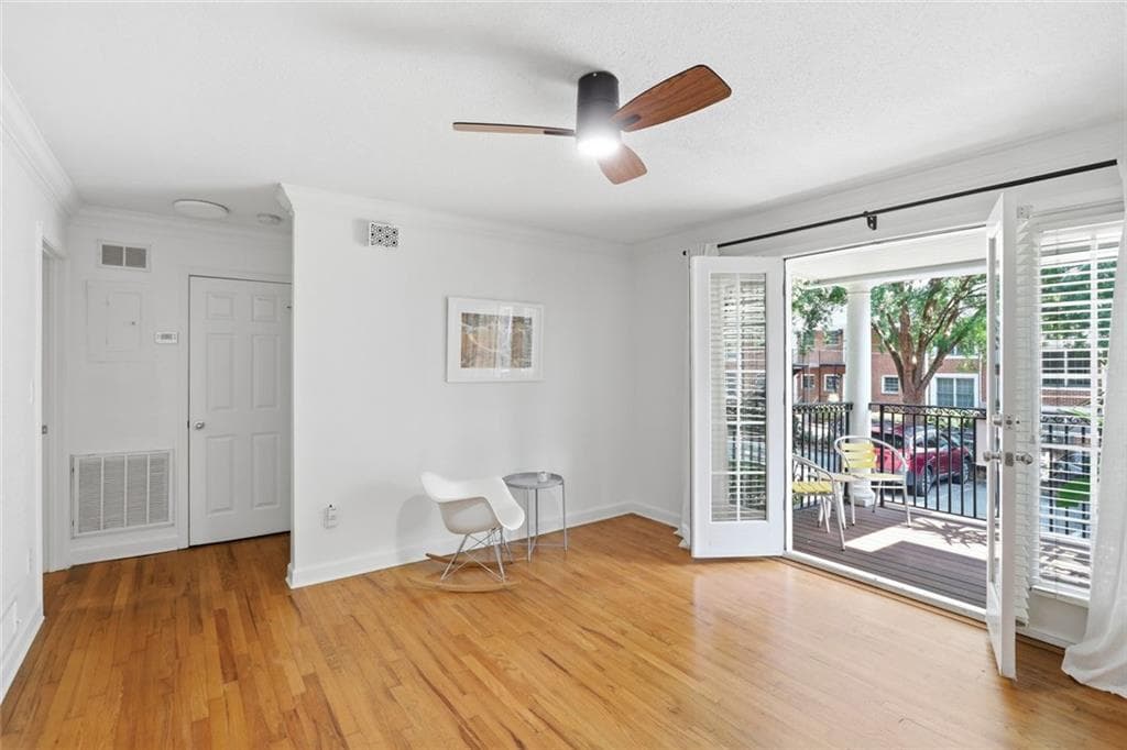 1 bedroom, 1 bathroom, 756 sq ft condominium for sale at 869 Briarcliff Road B 18, Atlanta, GA 30306 — photo 3