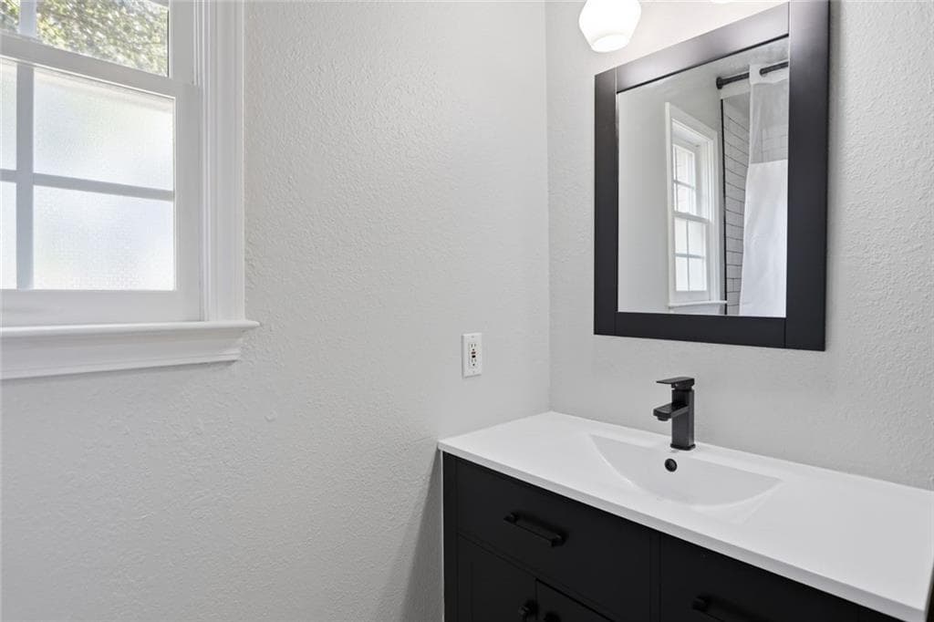 1 bedroom, 1 bathroom, 756 sq ft condominium for sale at 869 Briarcliff Road B 18, Atlanta, GA 30306 — photo 9