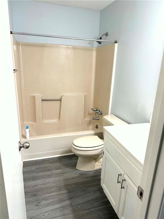 2 bedroom, 3 bathroom, 1,088 sq ft townhouse for sale at 3044 Steeplechase, Alpharetta, GA 30004 — photo 10