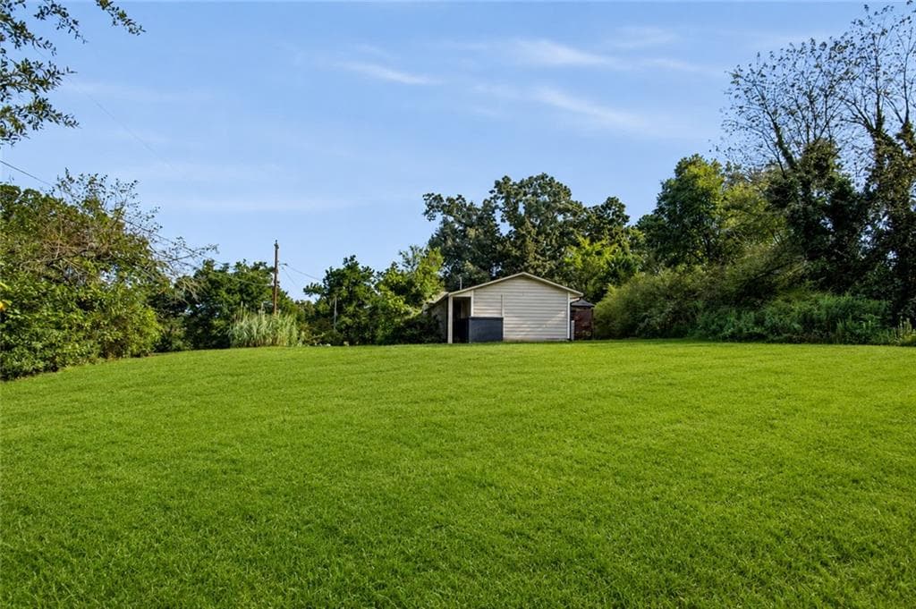 4 bedroom, 2 bathroom, 1,630 sq ft single family residence for sale at 232 Tuck Street, Cedartown, GA 30125 — photo 5