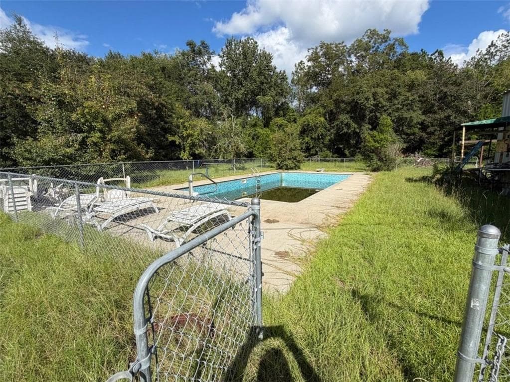 3 bedroom, 1 bathroom, 1,371 sq ft single family residence under contract at 125 Lee Avenue, Brooklet, GA 30415 — photo 4
