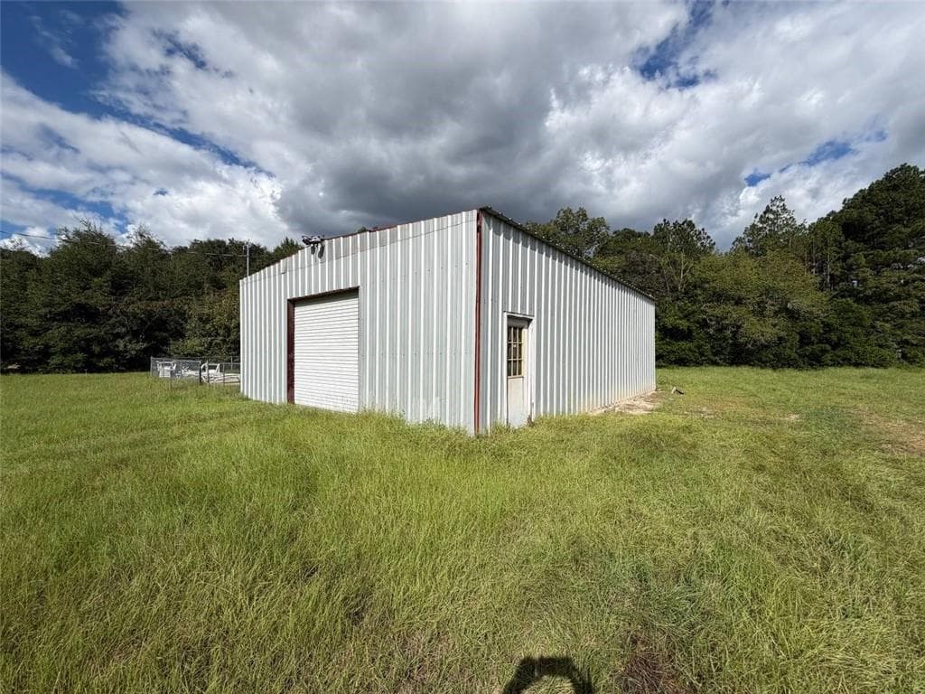 3 bedroom, 1 bathroom, 1,371 sq ft single family residence under contract at 125 Lee Avenue, Brooklet, GA 30415 — photo 6