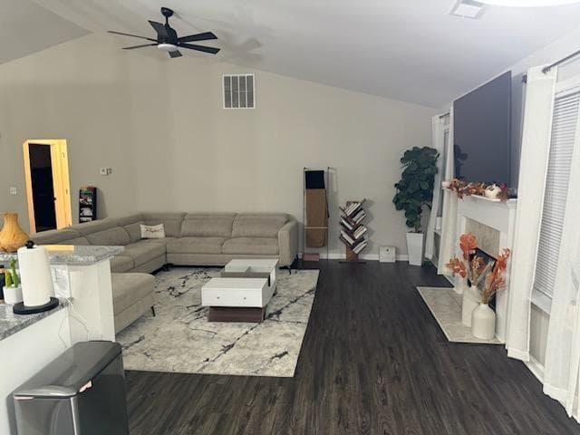 3 bedroom, 2 bathroom, 1,838 sq ft single family residence for sale at 844 Langley View Court, Loganville, GA 30052 — photo 9