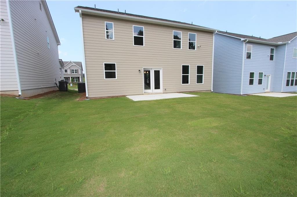 4 bedroom, 3 bathroom, 2,428 sq ft single family residence for sale at 7376 ROCKLIN LANE, Flowery Branch, GA 30542 — photo 3