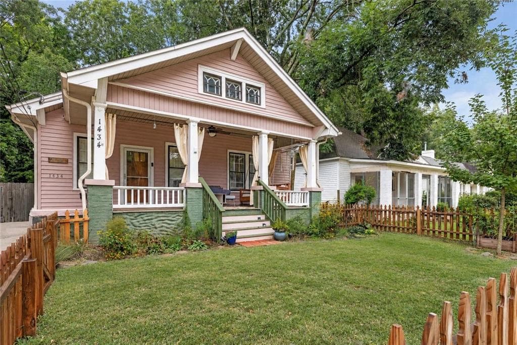 3 bedroom, 2 bathroom, 1,564 sq ft single family residence for sale at 1434 Athens Avenue, Atlanta, GA 30310 — photo 4