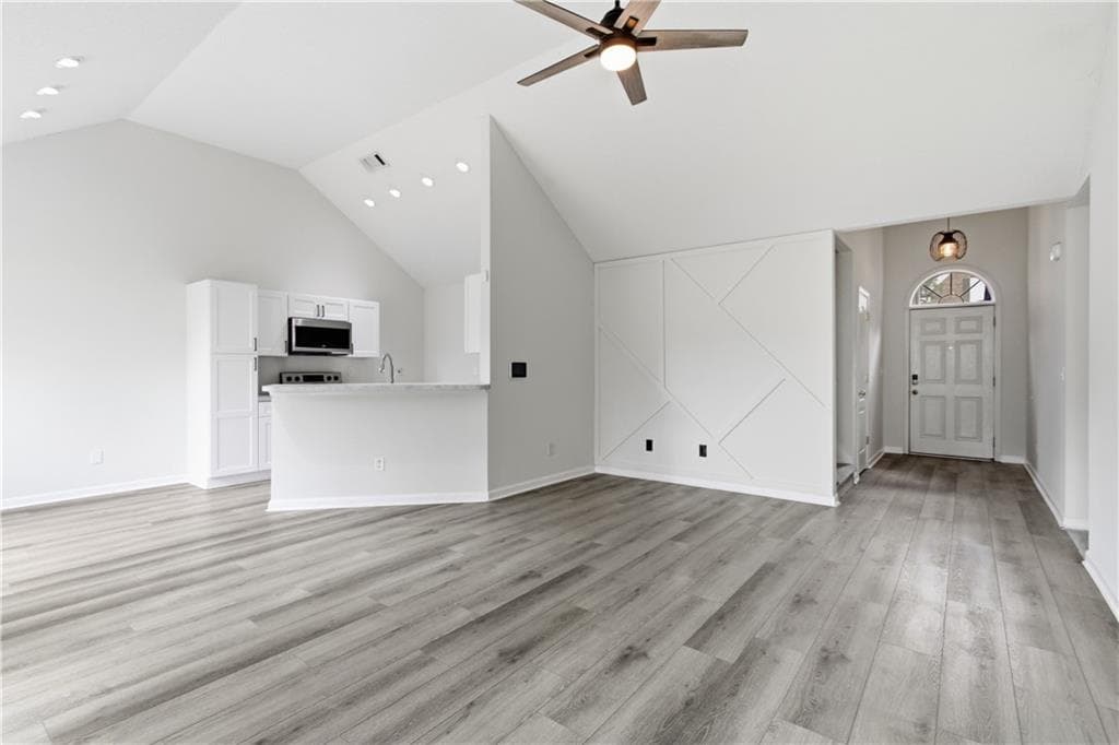4 bedroom, 3 bathroom, 1,800 sq ft single family residence under contract at 3708 Walnut Creek Way, Lithonia, GA 30038 — photo 9