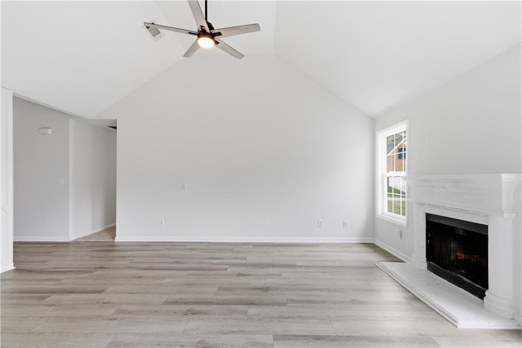 4 bedroom, 3 bathroom, 1,800 sq ft single family residence under contract at 3708 Walnut Creek Way, Lithonia, GA 30038 — photo 10