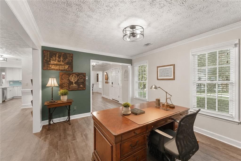 5 bedroom, 3 bathroom, 3,006 sq ft single family residence for sale at 4961 Thornwood Trace, Acworth, GA 30102 — photo 7