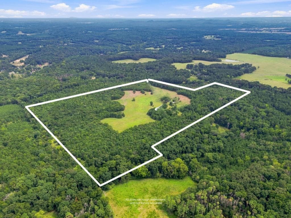 3 bedroom, 1 bathroom single family residence under contract at 409 Peeples Road, Rome, GA 30104