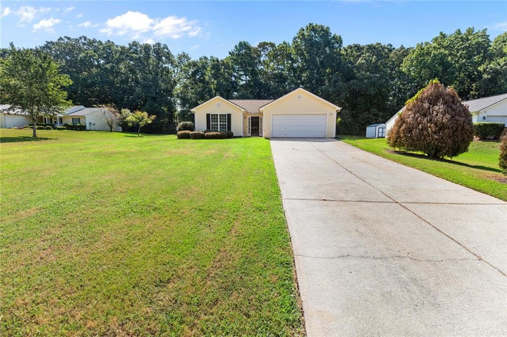 3 bedroom, 2 bathroom, 1,381 sq ft single family residence for rent at 1587 Brush Creek Dr, Winder, GA 30680 for $1,895 a month — photo 1 of 30