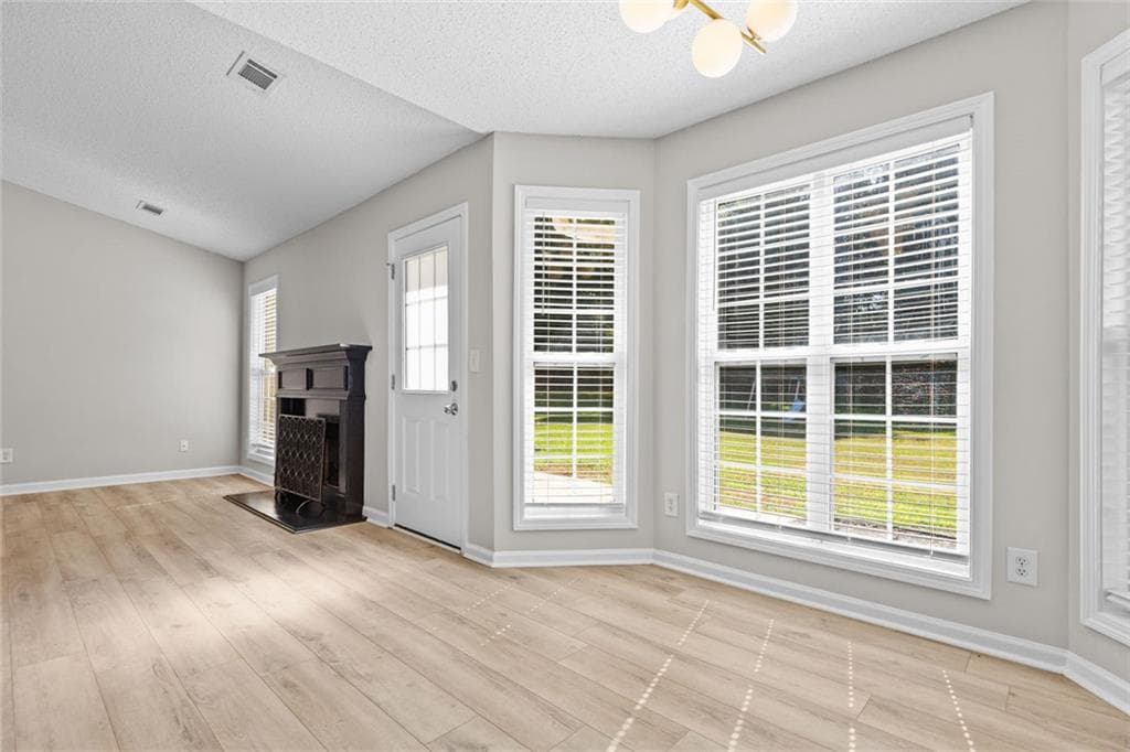 3 bedroom, 2 bathroom, 1,381 sq ft single family residence for rent at 1587 Brush Creek Dr, Winder, GA 30680 for $1,895 a month — photo 9