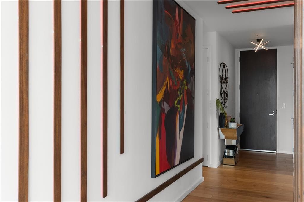 2 bedroom, 3 bathroom, 1,919 sq ft condominium for sale at 45 Ivan Allen Jr Boulevard 2505, Atlanta, GA 30308 — photo 3