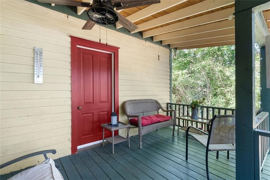 2 bedroom, 1 bathroom, 1,250 sq ft single family residence for sale at 118 E Oak Street, Ellijay, GA 30540 — photo 3